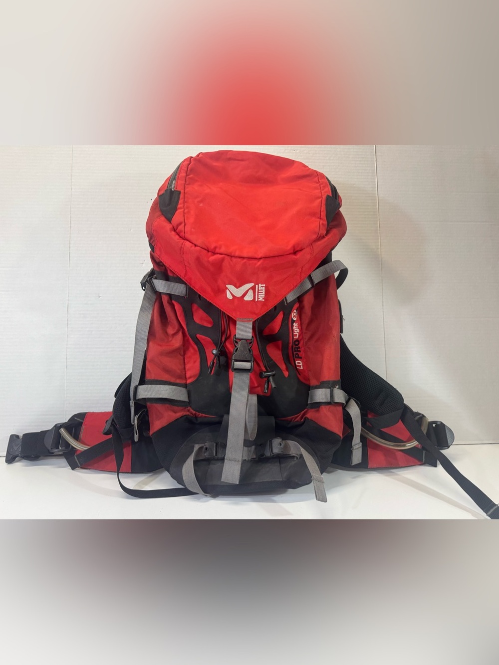 Millet Red climbing hiking mountaineer Backpack 27L